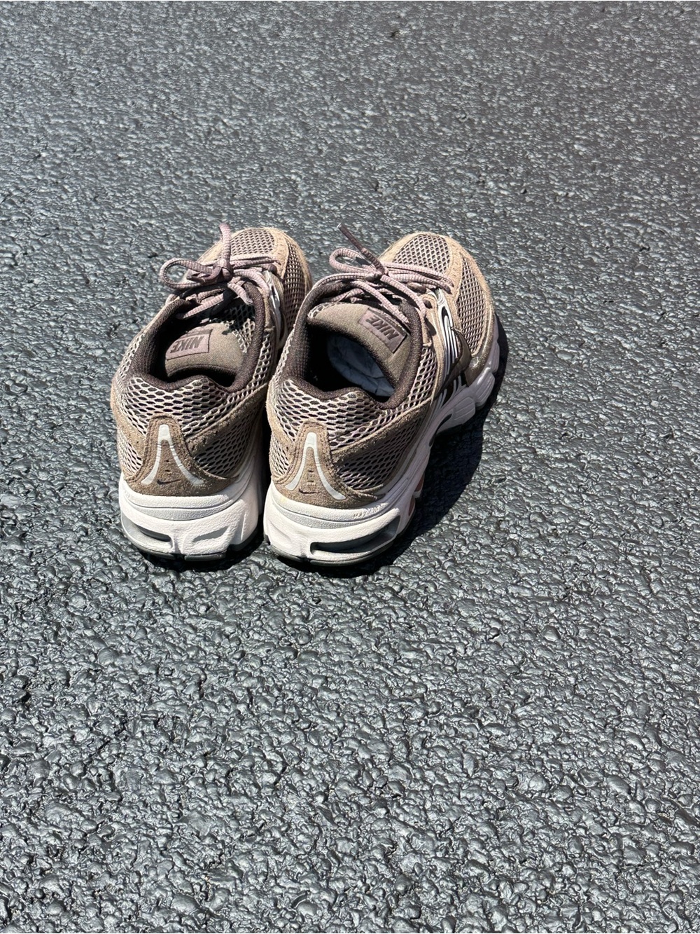 Nike Air Max Moto 2k - Ironstone/College Grey/Velvet Brown - Picture 7 of 13